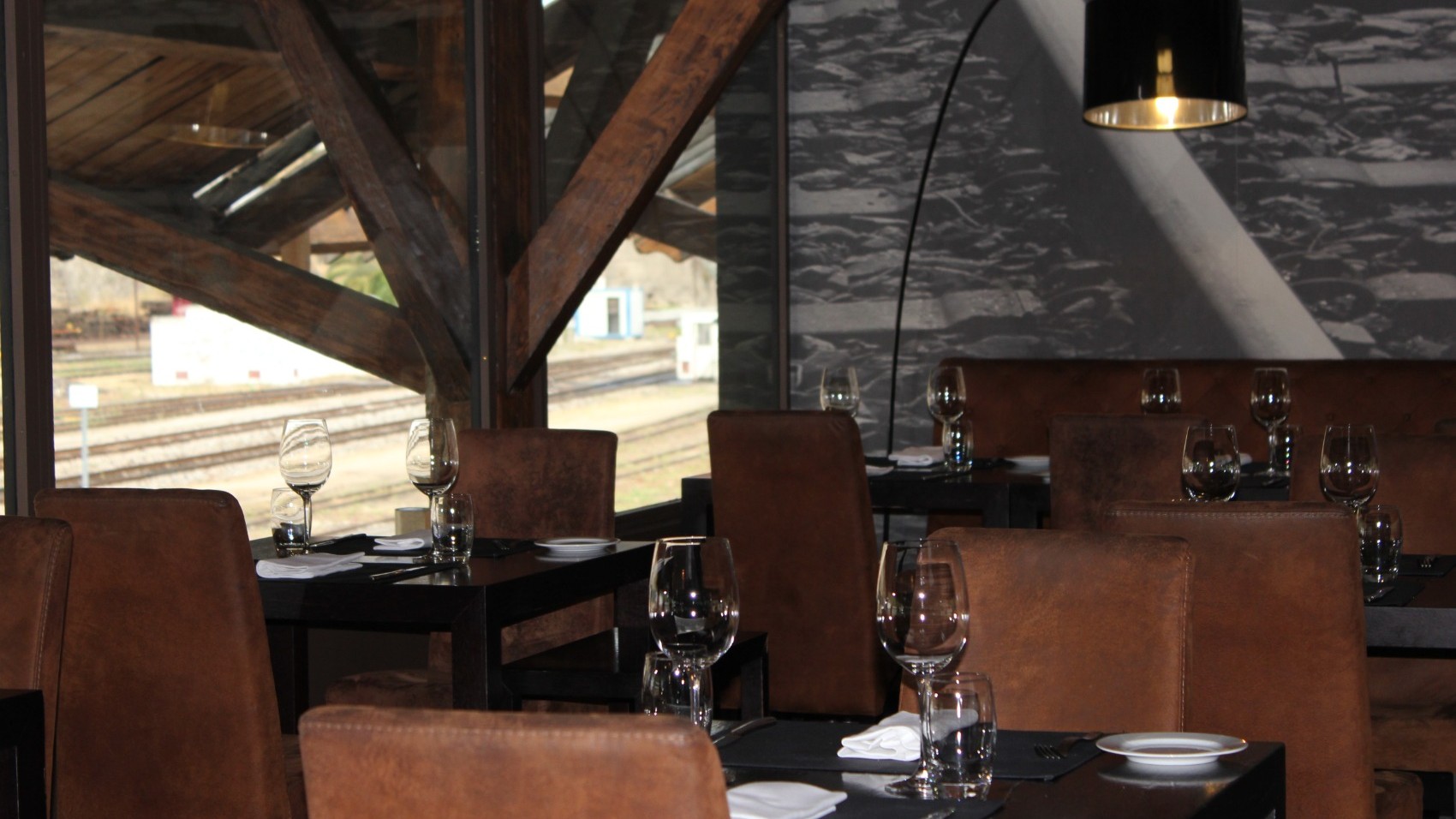 Tables CP Restaurant
