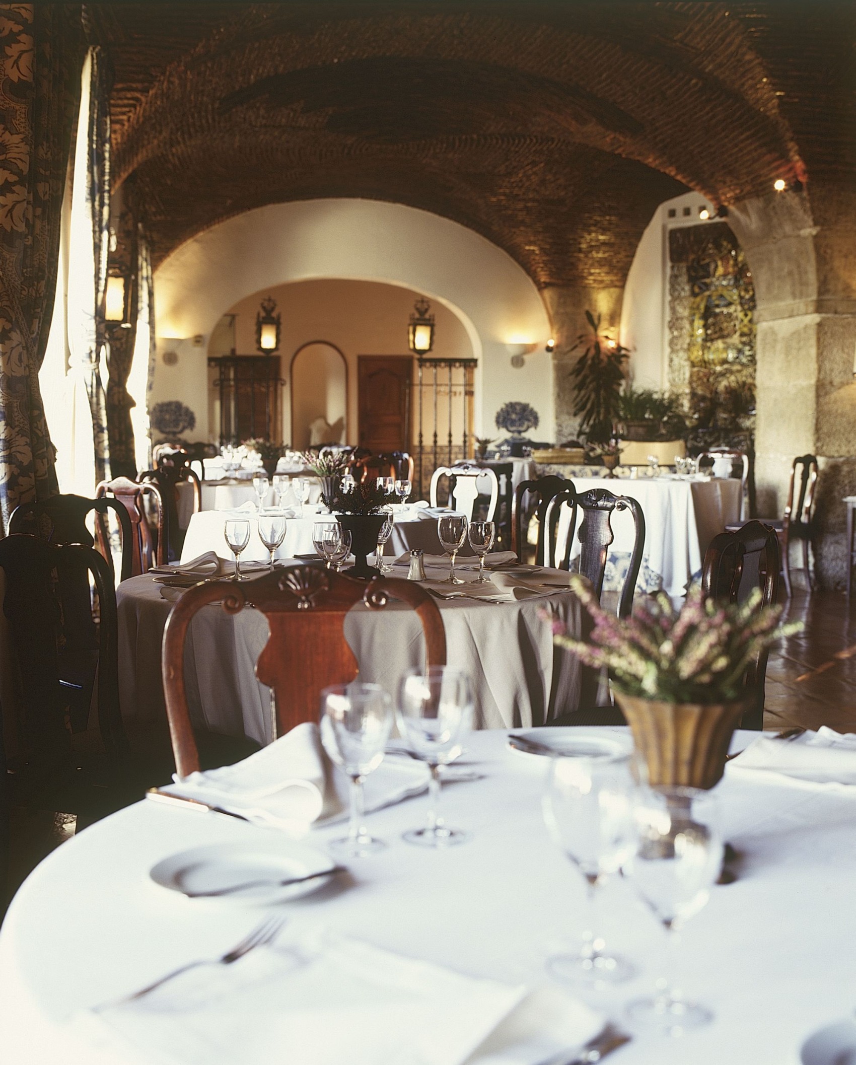 Tables Restaurant - Castle