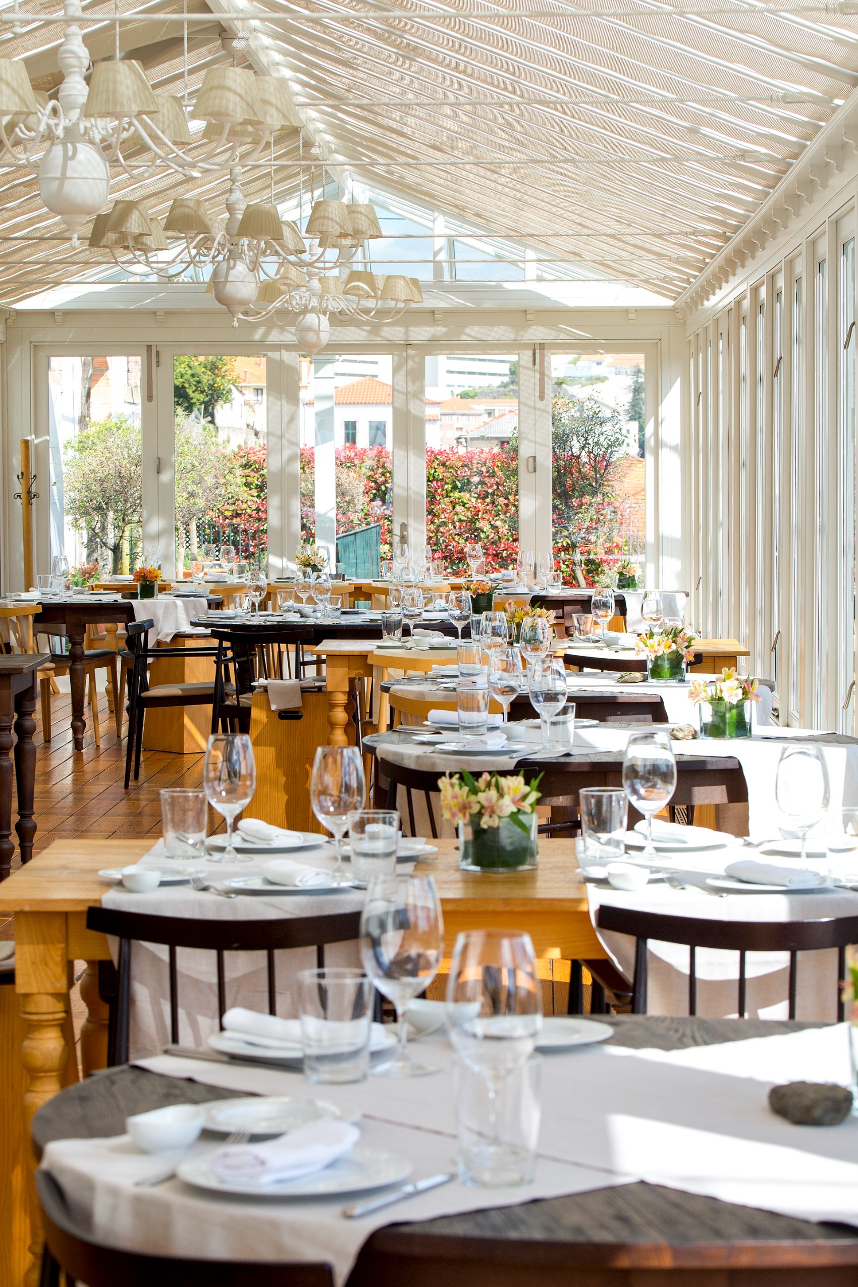Tables VN Restaurant