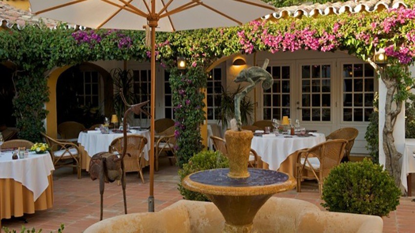 CVA Restaurant Tables