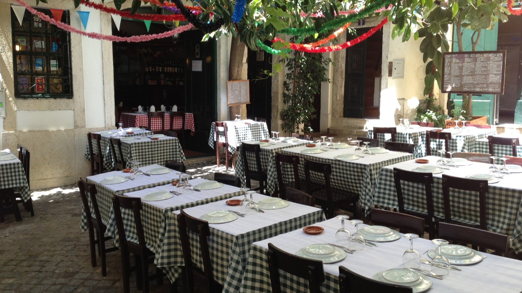 Terrace LR Restaurant