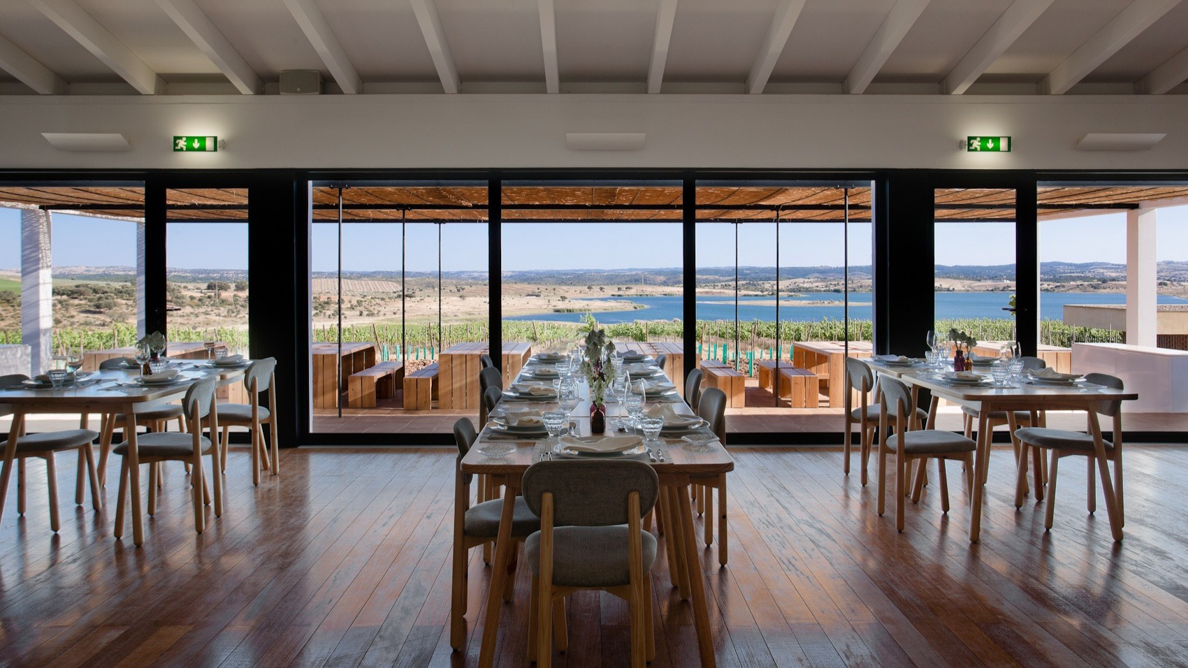 View HE Restaurant