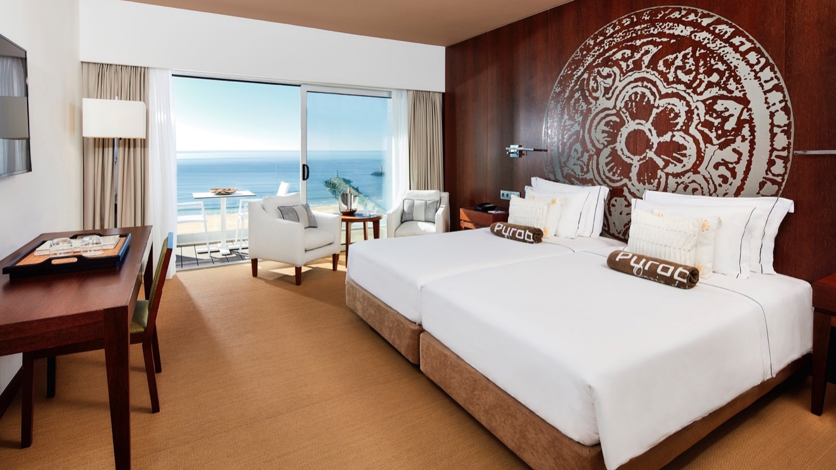 Vilamoura Room
