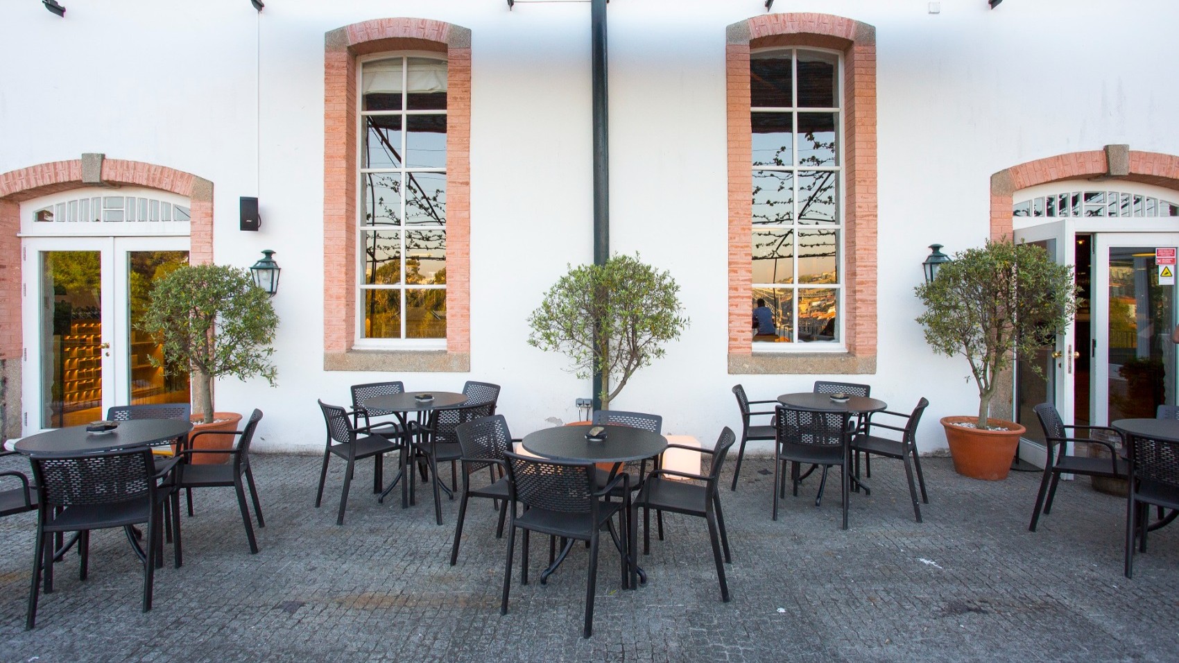 VN Restaurant Terrace