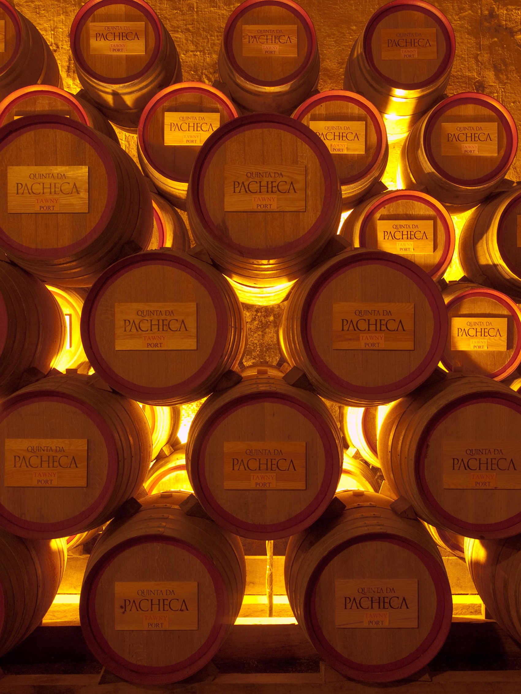 Wine Barrel Traditional Wine Lodge